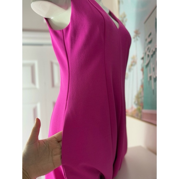 Donna Morgan Hot Pink Crepe Sleeveless V-Neck Fit & Flare Midi Dress Size 6 - Picture 4 of 6